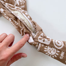 Load image into Gallery viewer, Oak The Label Rib All-In-One Sand Print (2y)
