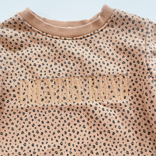 Load image into Gallery viewer, Country Road Leopard/Logo Jumper (3y)
