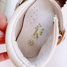 Load image into Gallery viewer, Karibou Leather Ballet Flats Cream (10)

