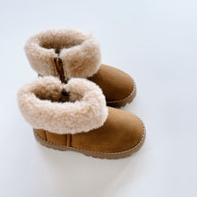 Load image into Gallery viewer, Zara Winter Boots Tan NWOT (EU23/13cm)

