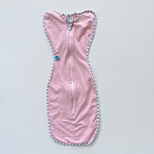 Load image into Gallery viewer, Love To Dream Swaddle Pink (Medium/ 3-6m)
