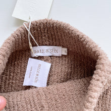 Load image into Gallery viewer, Belle &amp; Sun Knit Pants Caramel NEW (2y)
