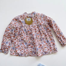 Load image into Gallery viewer, Peggy + Floriane Blouse /Pants Bundle 2x (6y)
