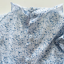 Load image into Gallery viewer, Mélèze Hand-Smocked Dress - Floral Blue (18m)
