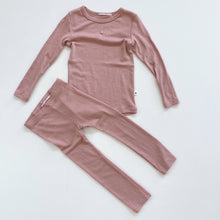 Load image into Gallery viewer, Dimples Merino L/S Top + Leggings Blush (3-4y)
