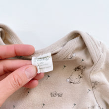 Load image into Gallery viewer, Nature Baby Organic L/S Bodysuit Hare (3-6m)
