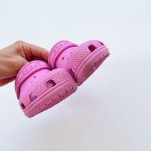 Load image into Gallery viewer, Crocs Pink (C9)
