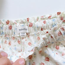 Load image into Gallery viewer, Gorgeous Newbie Floral Set (4-5y)
