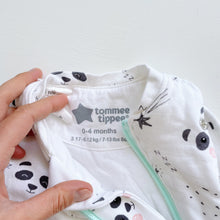Load image into Gallery viewer, Tommee Tippee 2.5tog Sleeping Bag/Swaddle Panda (0-4m)
