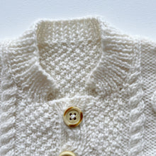 Load image into Gallery viewer, Stunning Handmade Lambswool Cardigan Cream (0-3m)
