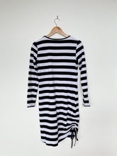 Load image into Gallery viewer, Addison Black/White Stripe Breastfeeding/Maternity Dress (12)
