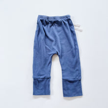 Load image into Gallery viewer, Nature Baby Drawstring Pants Blue *small mark (3-6m)

