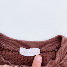 Load image into Gallery viewer, Jamie Kay Organic L/S Top Brown Waffle (5y)
