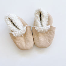 Load image into Gallery viewer, Nature Baby Lambskin Booties Cream NWOT (0-3m)

