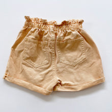 Load image into Gallery viewer, Mac &amp; Ellie Shorts Yellow (5y)

