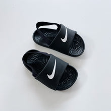 Load image into Gallery viewer, Nike Black Slides (EU23/ UK6.5/ US7c/ 13cm)
