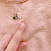 Load image into Gallery viewer, Dimples Organic Jumper Peach *small mark (12m)
