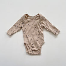 Load image into Gallery viewer, Nature Baby L/S Organic Bodysuit Bunnies (newborn)
