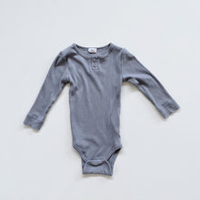 Load image into Gallery viewer, Jamie Kay Organic Cotton/Modal Ribbed Bodysuit Dawn/ grey (2y)
