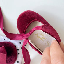 Load image into Gallery viewer, Karibou Victoria Velvet Mary Janes - Cherry Red NWOT (AU3 / 6-12m))

