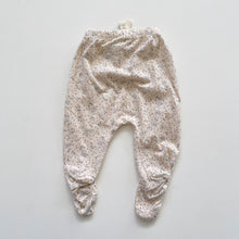 Load image into Gallery viewer, Nature Baby Merino Footed Pants Floral/ Bunny (0-3m)
