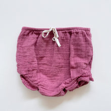 Load image into Gallery viewer, Jamie Kay Organic Muslin Cotton Bloomers Berry (3y)
