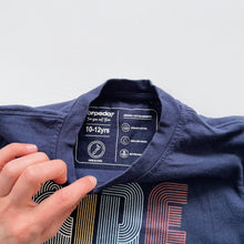 Load image into Gallery viewer, Torpedo 7 Organic Cotton Tee Navy Bike (10-12y)

