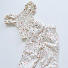 Load image into Gallery viewer, Gorgeous Newbie Floral Set (4-5y)
