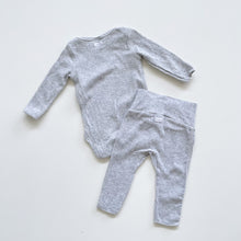 Load image into Gallery viewer, Bonds Bodysuit + Pants Bundle Grey 2x (0-3m)
