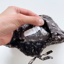 Load image into Gallery viewer, Jamie Kay Organic Frilly Bloomers Dark Floral (1y)
