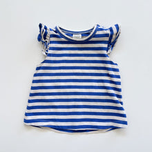 Load image into Gallery viewer, Nature Baby Organic Blue Strip Tee Frills * kindy (1y)
