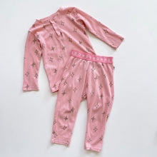 Load image into Gallery viewer, Bonds PJs Pink Waffle/ Stars (3y)
