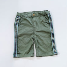 Load image into Gallery viewer, Milky Shorts Green (6y)
