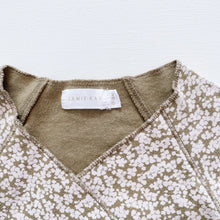 Load image into Gallery viewer, Jamie Kay Organic Kimono Top Green Floral (0-3m)
