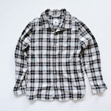 Load image into Gallery viewer, Country Road B/W Long Sleeve Shirt (10y)
