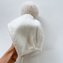 Load image into Gallery viewer, m+w Handmade in NZ Bonnet Beige (6-12m)
