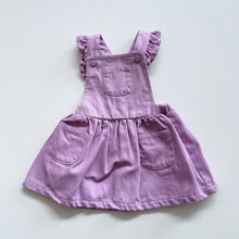 Load image into Gallery viewer, Teeny Weeny Pinafore Dress Lilas/Ruffles (6-12m)
