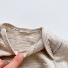 Load image into Gallery viewer, Nature Baby Merino L/S Bodysuit Oatmeal (0-3m)
