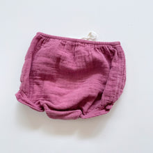 Load image into Gallery viewer, Jamie Kay Organic Muslin Cotton Bloomers Berry (3y)
