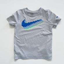 Load image into Gallery viewer, Nike Exercise Top Light Grey/Logo (6y)
