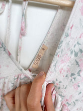 Load image into Gallery viewer, SASS Linen Floral Dress Puff Sleeve/Pockets (8)
