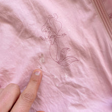 Load image into Gallery viewer, ErgoPouch Premium Organic Sleeping Bag Disney Pink 0.3 TOG (0-2y)
