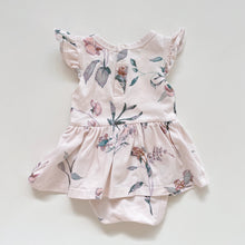 Load image into Gallery viewer, Burrow &amp; Be Organic Romper Lilac Floral (0-3m)
