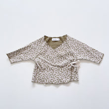Load image into Gallery viewer, Jamie Kay Organic Kimono Top Green Floral (0-3m)
