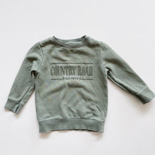 Load image into Gallery viewer, Country Road Logo Jumper Green (2y)
