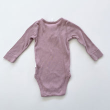 Load image into Gallery viewer, Jamie Kay Organic Rib Bodysuit L/S Periwinkle (6-12m)
