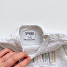 Load image into Gallery viewer, Country Road T-Shirt Oatmeal Marle /Logo (2y)
