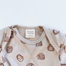 Load image into Gallery viewer, Nature Baby Merino Top L/S Hedgehog (3-6m)
