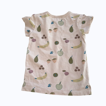 Load image into Gallery viewer, Wilson + Frenchy Org Cotton T-Shirt Fruity (2y)
