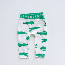 Load image into Gallery viewer, Bonds Pants Green Crocs (3-6m)
